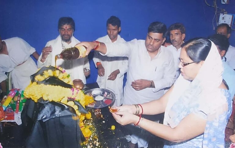 WhatsApp Image 2025-10-19 at 17.57.31